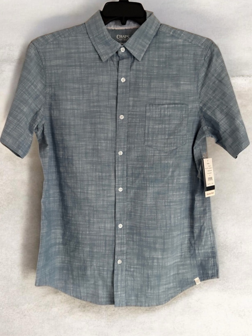 NWT CHAPS Men's Short-Sleeve Button-Down Shirt size M